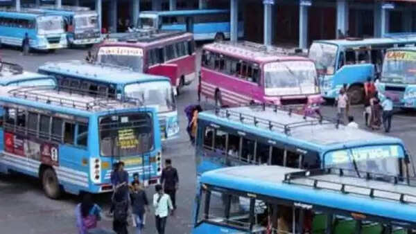 സ്വകാര്യ ബസ് ഉടമകളെ സര്ക്കാര് കുഴിയില് ചാടിച്ചു: കണ്ണൂരില് പൊതുഗതാഗതം താറുമാറായി