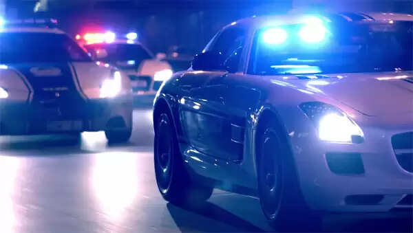 യുഎഇയില് മലയാളി ഞരമ്പുകള് മുറിച്ച ശേഷം കെട്ടിടത്തില് നിന്ന് ആത്മഹത്യ ചെയ്ത സംഭവം; പിന്നില് കൊവിഡ് ഭയമല്ലെന്ന് പൊലീസ്