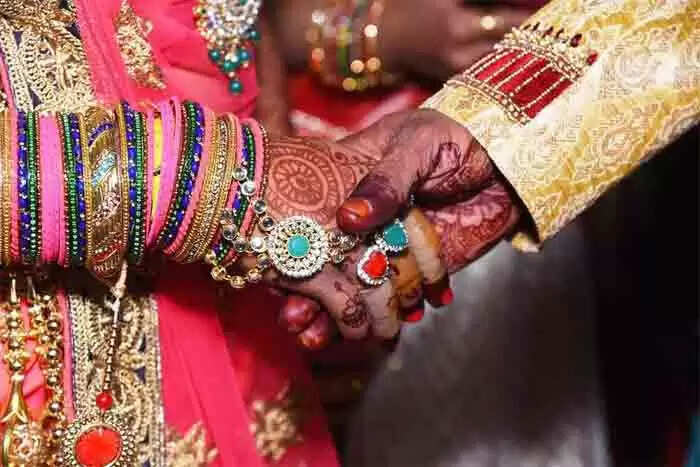 പെണ്കുട്ടികളുടെ വിവാഹപ്രായം 21ആയി ഉയര്ത്തുന്നത് പ്രായോഗികമല്ലെന്ന് വാദം