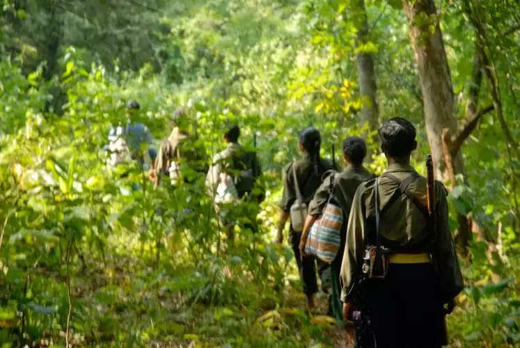 ഒബാമയ്ക്കെതിരെ പ്രതിഷേധിക്കാന് നക്സലുകള് ബസുകള് ഹൈജാക് ചെയ്തു
