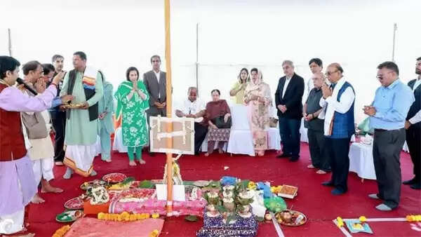 അബൂദബിക്ക് പിന്നാലെ ദുബൈയിലെ ജബല് അലിയിലും പുതിയ ഹിന്ദു ക്ഷേത്രം നിര്മിക്കുന്നു; ഈ വര്ഷം പകുതിയോടെ നിര്മാണം ആരംഭിക്കും