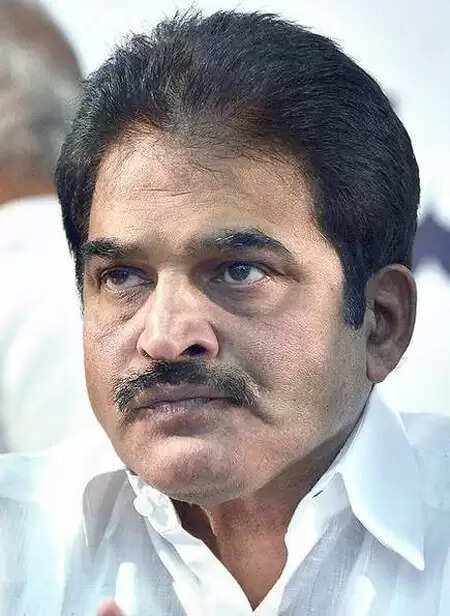 അപകീര്‍ത്തിപ്പെടുത്താനുള്ള ബി ജെ പി ശ്രമം നിയമപരമായി നേരിടും: കെ സി വേണുഗോപാല്‍