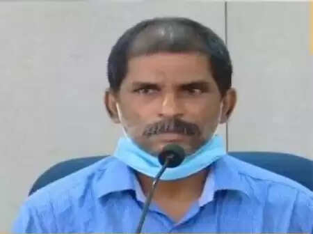 ഹാള് ടിക്കറ്റിന് പിറകില് എഴുതിയത് അഞ്ജുവിന്റെ കയ്യക്ഷരമല്ല; അത് പിന്നീട് കൂട്ടിച്ചേര്ത്തത്; പ്രിന്സിപ്പലിനെയും അതുമായി ബന്ധപ്പെട്ട മറ്റ് അധ്യാപകരെയും അറസ്റ്റു ചെയ്യണം; മകള്ക്ക് നീതി ലഭിക്കണമെന്ന ആവശ്യവുമായി ആത്മഹത്യ ചെയ്ത അഞ്ജു ഷാജിയുടെ പിതാവ്