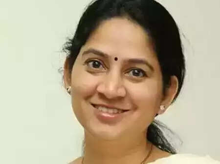 യു പ്രതിഭ എംഎല്എയുടെ സെക്രട്ടറി ഭീഷണിപ്പെടുത്തി; കായംകുളത്ത് ഡിവൈഎഫ്ഐയില് നിന്ന് നേതാക്കളുടെ കൂട്ടരാജി