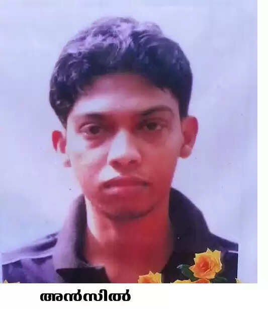 തൃശൂര് നാട്ടികയില് ആക്രമണത്തില് പരിക്കേറ്റ എ.ഐ.വൈ.എഫ്. നേതാവ് മരിച്ചു