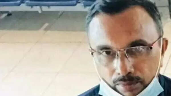 ജോലിയില്ലാതായതോടെ വിസ റദ്ദാക്കി നാട്ടിലേക്ക് വരുന്നതിനിടെ വിമാനത്താവളത്തില് ഉറങ്ങിപ്പോയി; ദുബൈ വിമാനത്താവളത്തില് കുടുങ്ങിയയാള് മറ്റൊരു വിമാനത്തില് നാട്ടിലെത്തി