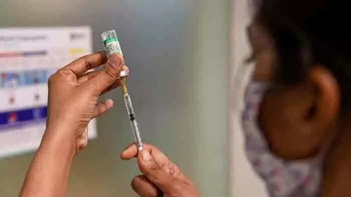Cervical Cancer Vaccine | ആരോഗ്യ രംഗത്ത് വൻ മുന്നേറ്റവുമായി ഇൻഡ്യ: ഗര്ഭാശയ മുഖ കാന്സറിനെതിരായി രാജ്യത്ത് നിർമിച്ച ആദ്യത്തെ വാക്സിൻ വ്യാഴാഴ്ച പുറത്തിറക്കും