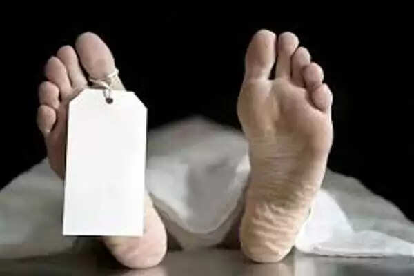 ഭര്ത്താവിനേയും കുഞ്ഞിനേയും ഉപേക്ഷിച്ച് ഫേസ്ബുക്കിലൂടെ പരിചയപ്പെട്ടയാള്ക്കൊപ്പം ഒളിച്ചോടി; ഒരുവര്ഷത്തിനുശേഷം യുവതി പൊള്ളലേറ്റ് മരിച്ചനിലയില്