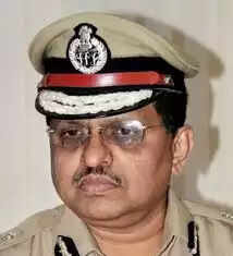 പുതിയ ഡി ജി പിയെ കണ്ടെത്താന് സമിതി