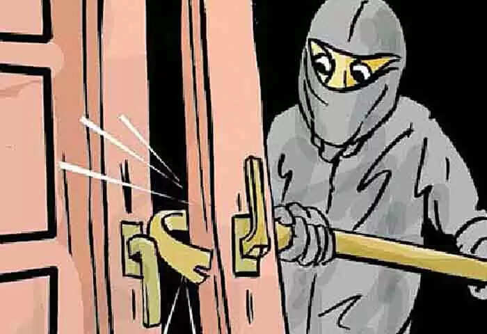 Robbery | കണ്ണൂര് കോര്പറേഷന് പരിധിയില് വീണ്ടും കവര്ച: പൂട്ടിയിട്ട വീട്ടില് നിന്നും 25 പവന് കവര്ന്നു