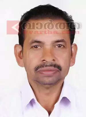 മത്സര ഓട്ടത്തിനിടെ കെഎസ്ആര്ടിസി ബസ് പെട്ടിഓട്ടോയില് ഇടിച്ച് ഒരാള് മരിച്ചു