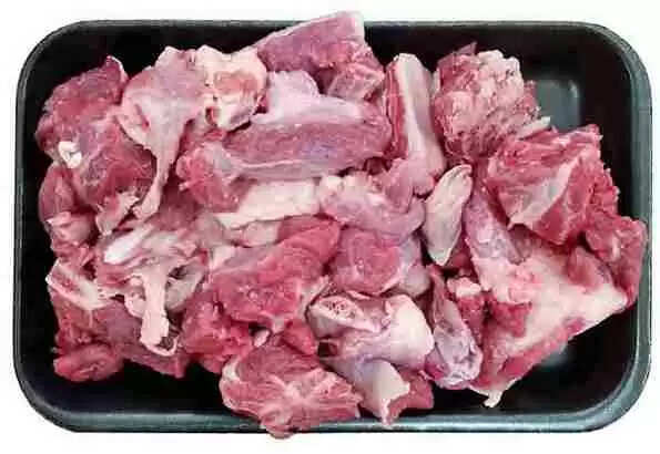 Meat Seized | കല്യാണ വീടുകളിലേക്കെത്തിക്കാന് സൂക്ഷിച്ച 50 കിലോ പഴകിയ ആട്ടിറച്ചി പിടികൂടി; പിഴയീടാക്കുന്നതടക്കമുള്ള തുടര് നടപടി സ്വീകരിക്കുമെന്ന് ആരോഗ്യ വകുപ്പ് അധികൃതര്