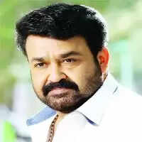 വസതിയില് ആനക്കൊമ്പുകള് സൂക്ഷിച്ച കേസില് നിന്ന് നടന് മോഹന്ലാലിനെ ഒഴിവാക്കി