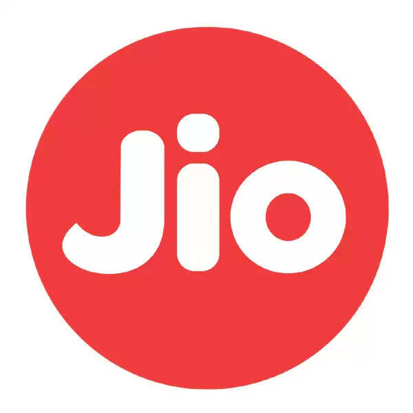 ജിയോ റിപബ്ലിക് ഡേ ഓഫര് പ്രഖ്യാപിച്ചു; 50 രൂപ കുറവില് 50 ശതമാനം അധിക ഡാറ്റ
