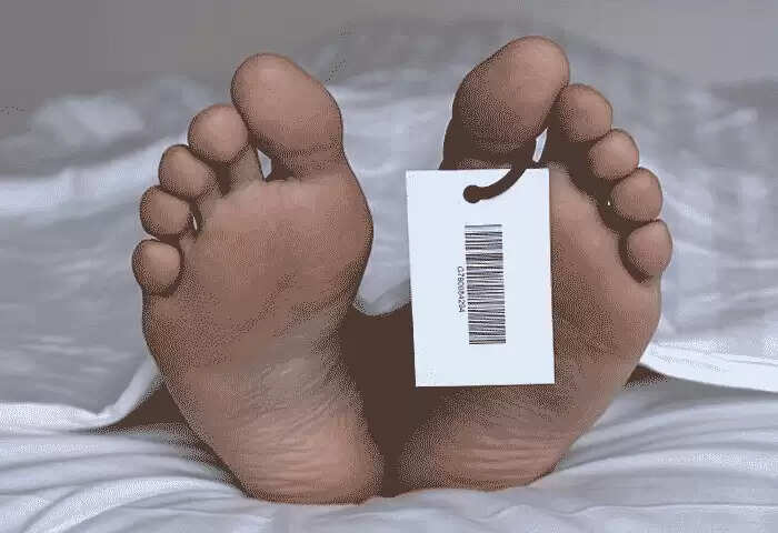 Died | 'കസ്റ്റഡിയില് വച്ച് പൊലീസ് മര്ദിച്ചുവെന്നും മാനസികമായി തകര്ന്ന നിലയിലാണെന്നും ചൂണ്ടിക്കാട്ടി വീഡിയോ സന്ദേശം; പിന്നാലെ തീകൊളുത്തി ആത്മഹത്യക്ക് ശ്രമിച്ച യുവാവ് ചികിത്സയ്ക്കിടെ മരിച്ചു'