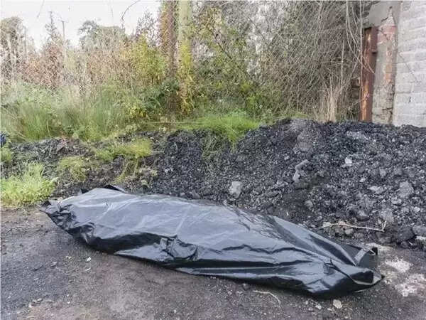 ബലാത്സംഗ കേസില് ജാമ്യത്തിലിറങ്ങിയ പ്രതിയെ നാട്ടുകാര് തലയ്ക്കടിച്ച് കൊന്നു; പെണ്കുട്ടിയുടെ ബന്ധുവടക്കം 7 പേര് അറസ്റ്റില്