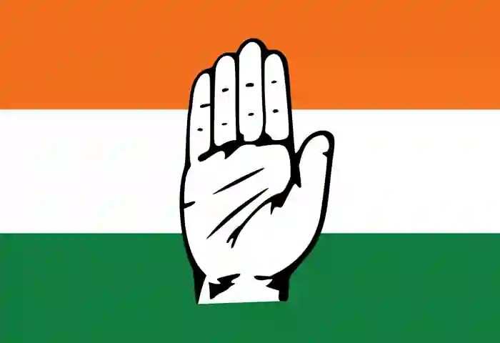 Election | താപ്പാനകള് മുതല് യുവാക്കള് വരെ, കണ്ണൂരില് കെ സുധാകരന് പകരക്കാരനെ തേടി കോണ്ഗ്രസില് അണിയറ നീക്കങ്ങള് തുടങ്ങി; വടകരയില് ലീഗിന്റെ അവകാശവാദത്തെ വെട്ടാന് കെ മുരളീധരന് ഇറങ്ങിയേക്കും