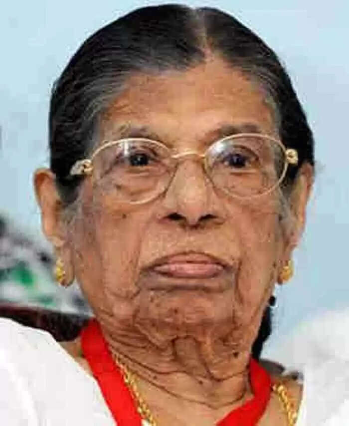 കെ ആര് ഗൗരിയമ്മയെ ജെ എസ് എസ് സംസ്ഥാന ജനറല് സെക്രട്ടറി സ്ഥാനത്തുനിന്ന് ഒഴിവാക്കി; ചുമതല എ എന് രാജന് ബാബുവിന് നല്കി