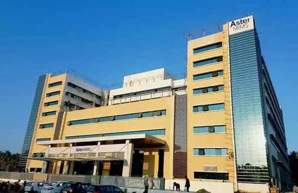 കോവിഡ് നെഗറ്റീവ് സര്ട്ടിഫിക്കറ്റ് ഉണ്ടായിട്ടും കാര്യമില്ല; ന്യൂമോണിയ ബാധിച്ച രോഗിക്ക് ആറ് ആശുപത്രികള് ചികിത്സ നിഷേധിച്ചു, ബന്ധുക്കള് രോഗിയേയും കൊണ്ട് രാത്രി സഞ്ചരിച്ചത് 70 കിലോമീറ്റര്, സംഭവം നടന്നത് മുഖ്യമന്ത്രിയുടെ നാടായ കണ്ണൂരില്