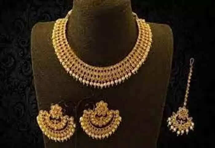 Gold Price | രണ്ടാം ദിനവും സംസ്ഥാനത്ത് സ്വര്ണവിലയില് ഇടിവ്; പവന് 240 രൂപ കുറഞ്ഞു
