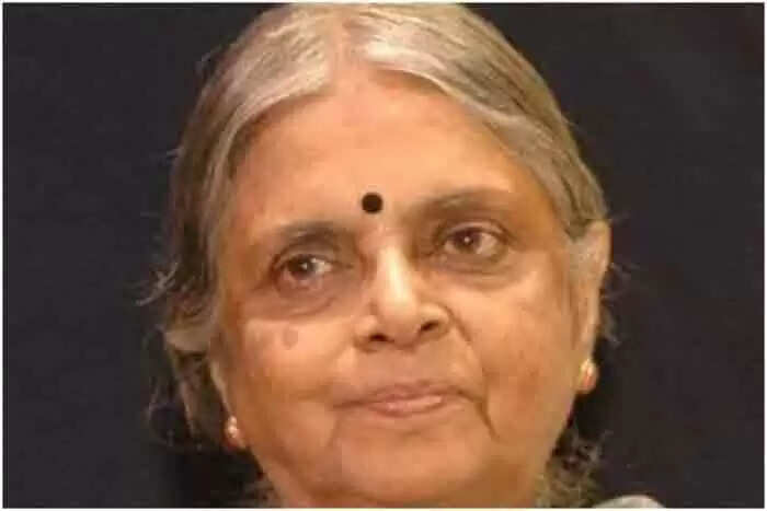 പ്രശസ്ത കവയിത്രി സുഗതകുമാരി അന്തരിച്ചു