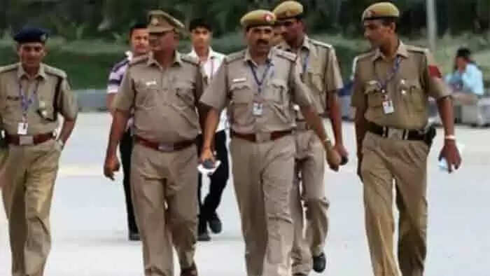 ദുര്മന്ത്രവാദികളെന്നാരോപിച്ച് ഗ്രാമവാസികള് ഒരു കുടുംബത്തിലെ മൂന്നുപേരെ തട്ടിക്കൊണ്ടുപോയി ക്രൂരമായി കൊലപ്പെടുത്തി