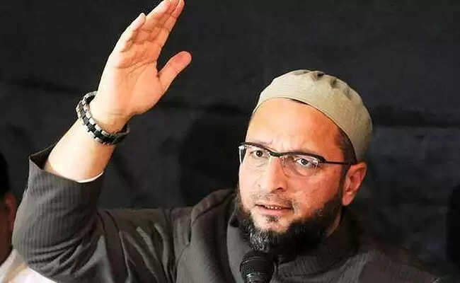 സുഞ്ജുവന് ഭീകരാക്രമണത്തില് രക്തസാക്ഷിത്വം വരിച്ചത് 5 മുസ്ലീങ്ങള്; ഒന്പത് മണിക്കെത്തുന്ന ദേശസ്നേഹികള് മുസ്ലീങ്ങളുടെ രാജ്യസ്നേഹം ചോദ്യം ചെയ്യരുത്; ഒവൈസി