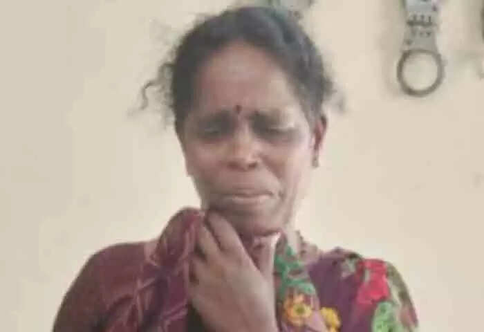 Arrested | തലശേരിയില് മാഹി മദ്യവുമായി സ്ത്രീ അറസ്റ്റില്