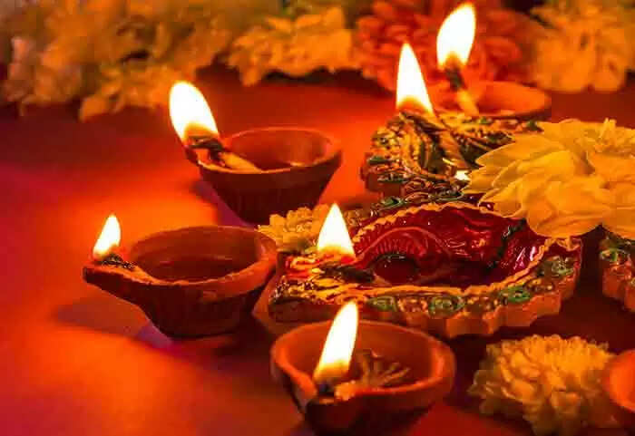 Diwali | ദീപാവലി: പ്രാധാന്യം, ചരിത്രം, തീയതി; നിങ്ങള് അറിയേണ്ടതെല്ലാം