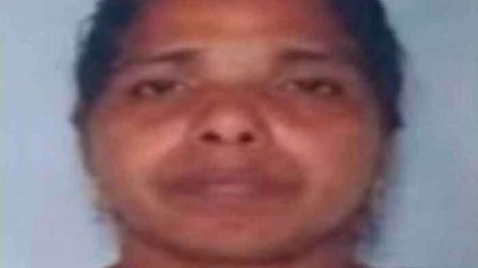 Kerala, accident, hit-and-run, goods auto-rickshaw, Therthalli, Kannur, fatal, woman, police, investigation