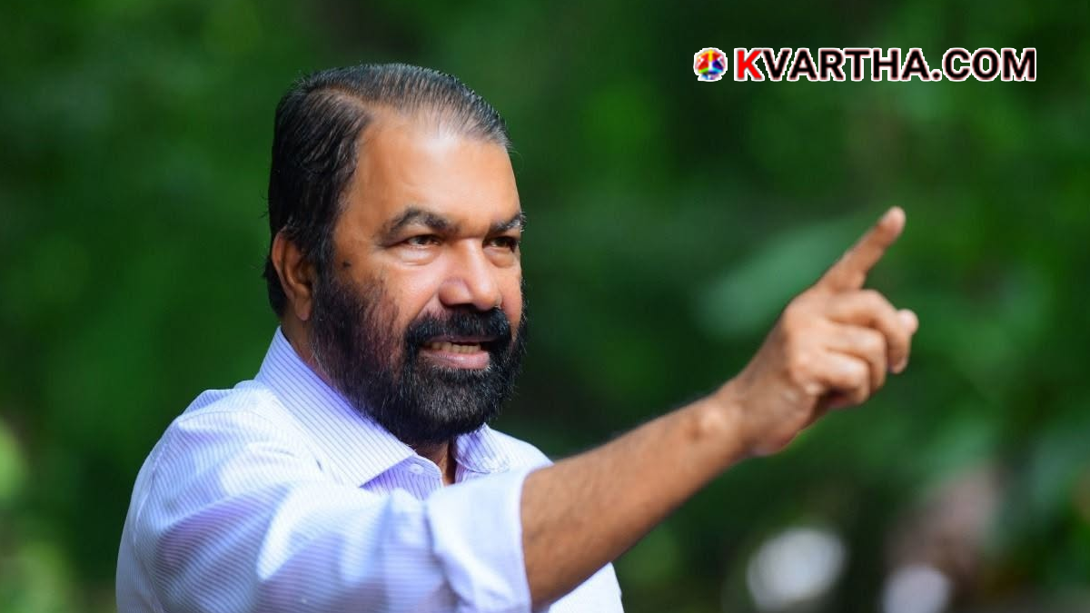 Former Minister V. Sivankutty addressing the media.