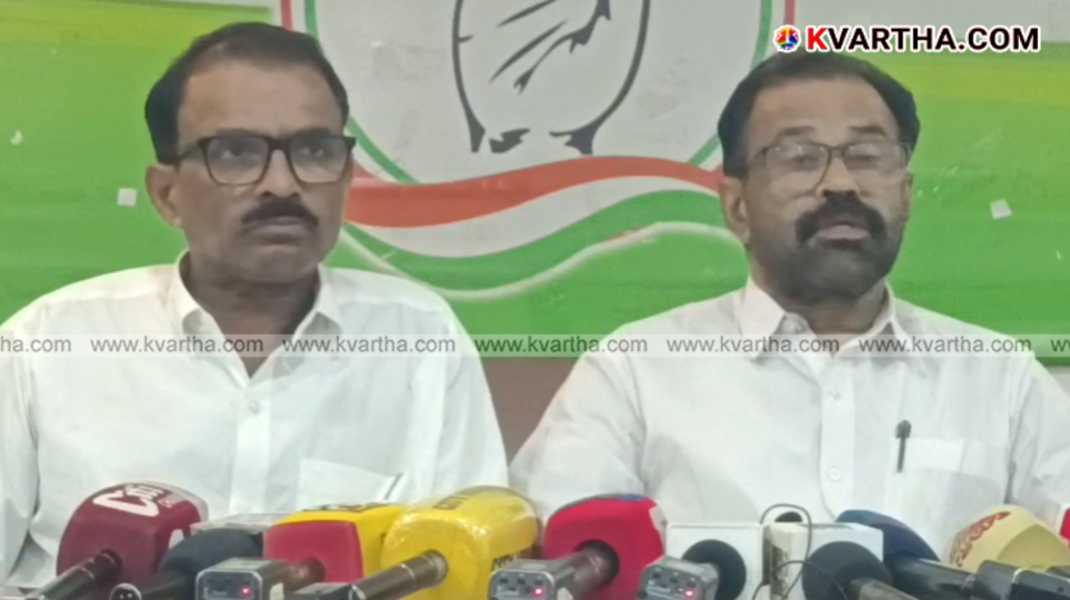  UDF leaders speaking at press conference