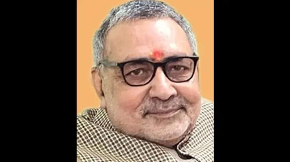 Giriraj Singh responds to Rahul Gandhi&rsquo;s criticism