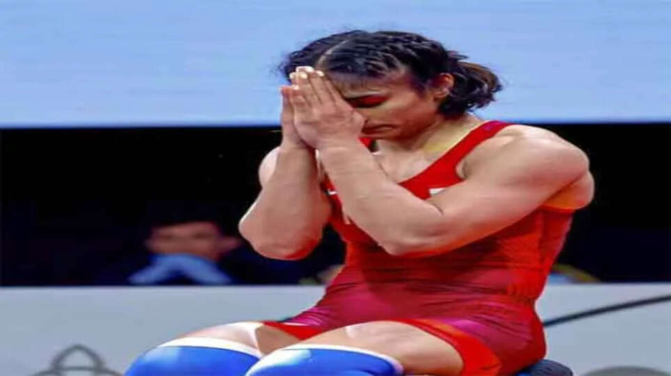 Vinesh Phogat, Olympics, wrestling, India, disqualification, weight, controversy