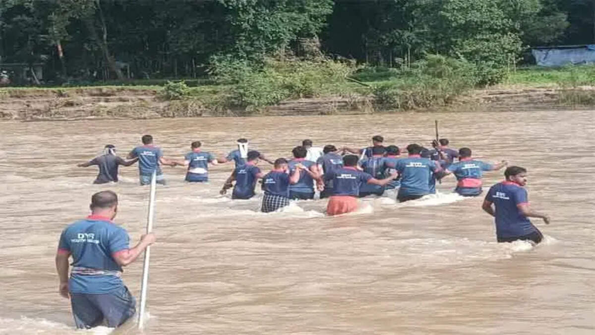 Wayanad landslide, Kerala disaster, rescue operations, death toll, India