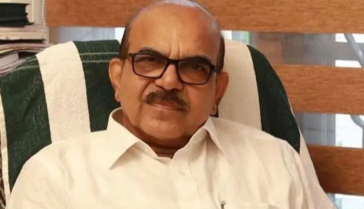 Controversy Erupts Over P. Sasi's Continued Role Amidst Corruption Allegations