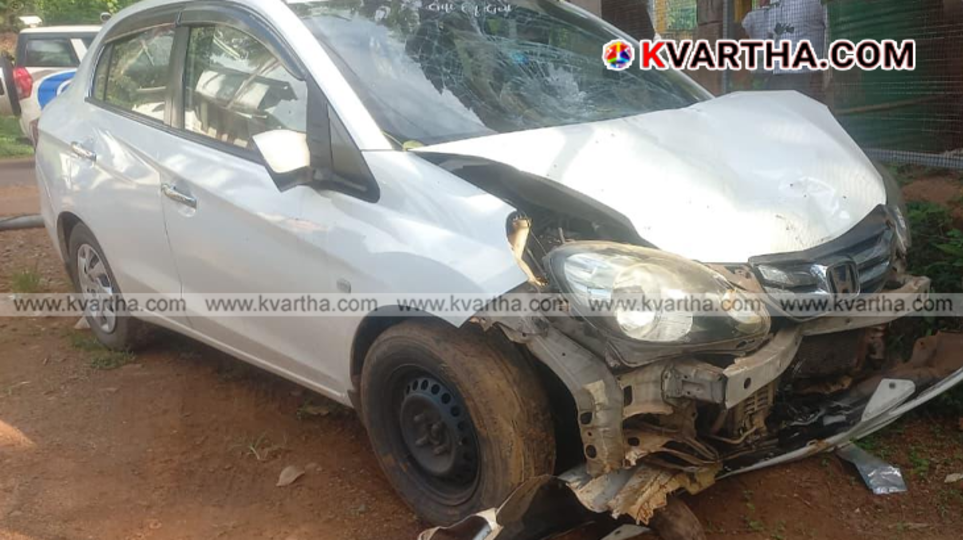 A busy road stretch in Kannavam town area where a major traffic accident occurred involving a car.