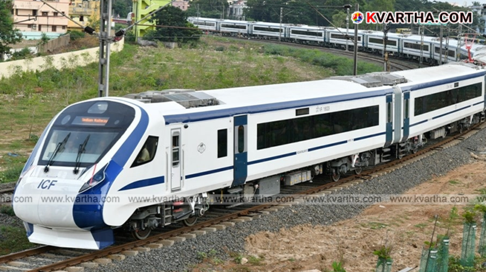 Food service inside Vande Bharat Express Kerala
