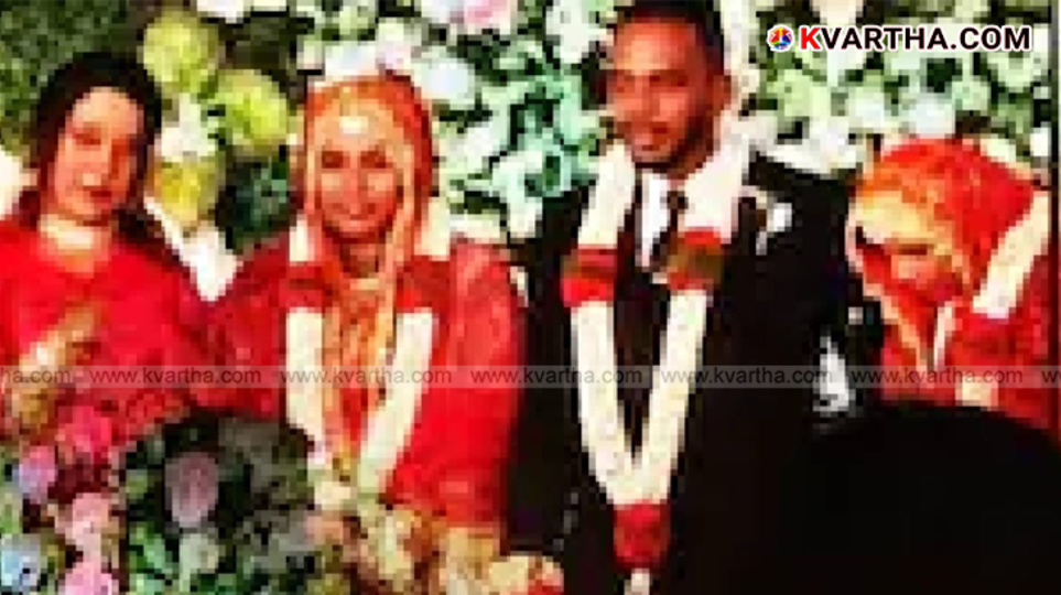 Wasim Sheikh with two wives Shifa and Jannath on wedding day
