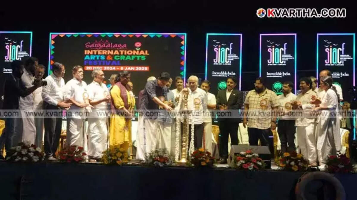  Minister PA Muhammed Riyas inaugurates the Sargaalaya International Arts and Crafts Festival.