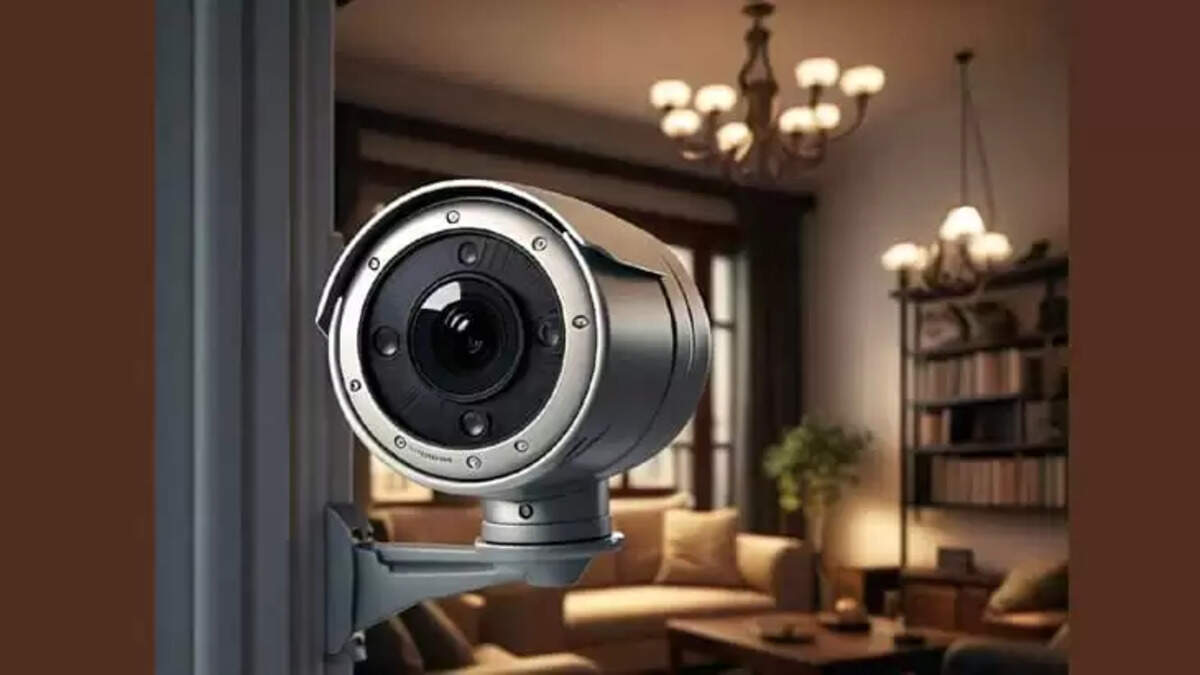 CCTV Catches thief&nbsp;