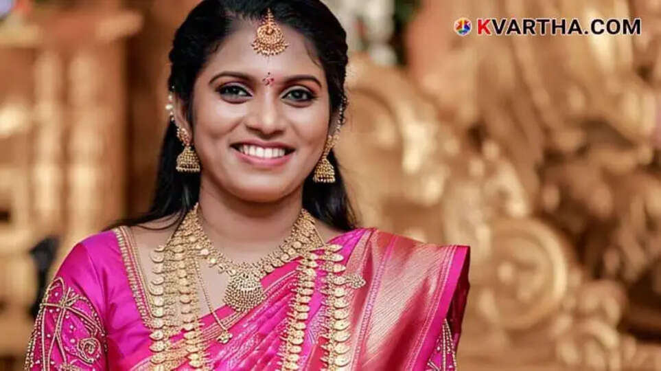 Bride Representing No Change in Gold Price in Kerala 