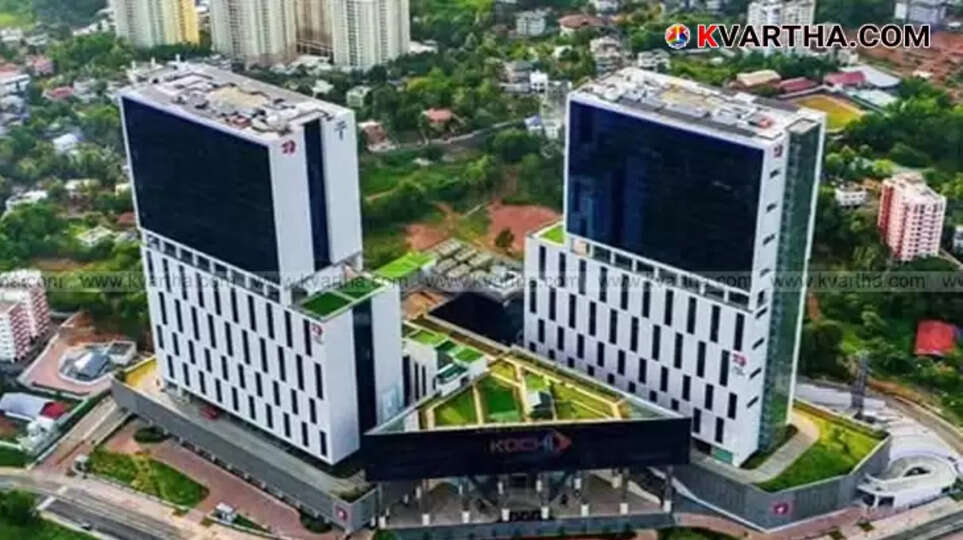 Lulu IT Twin Towers building in Kochi SmartCity