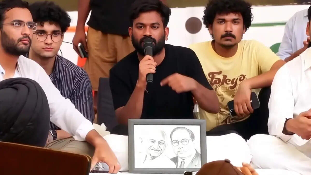 Conceptual image representing police action at the Jantar Mantar protest site