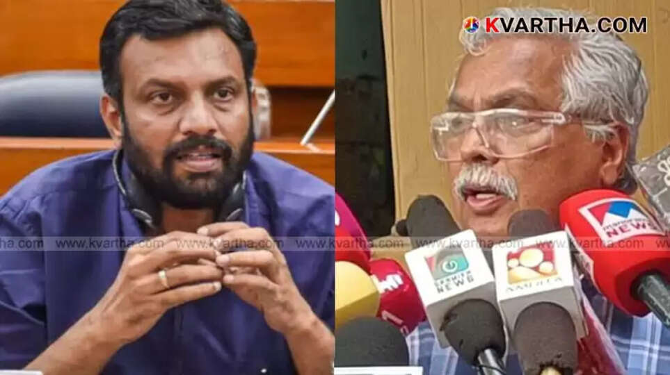 Binoy Viswam criticizing Kerala Governor over Bharatamba picture in Raj Bhavan