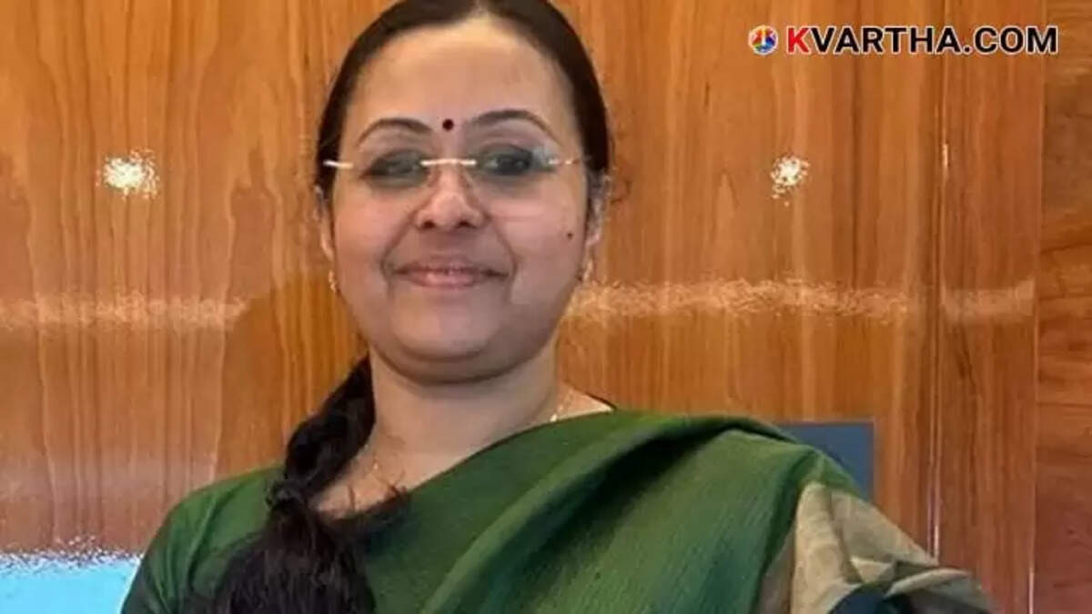 Case Filed Against Temporary Employees for Protesting Health Minister in Manjeri