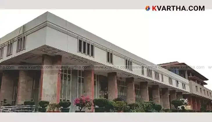 Delhi High Court ruling on POCSO Act and IPC section 354