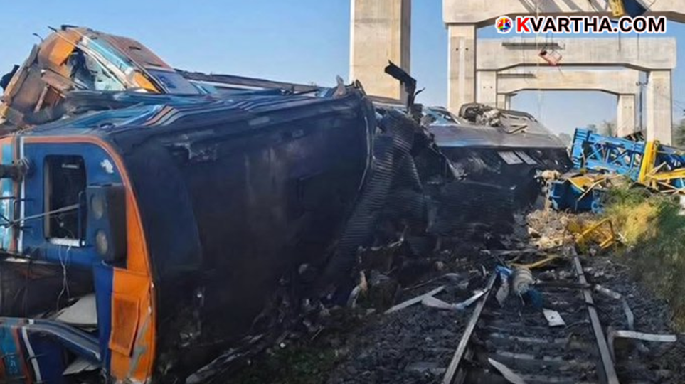 Crane collapsed onto train in Thailand rescue operation
