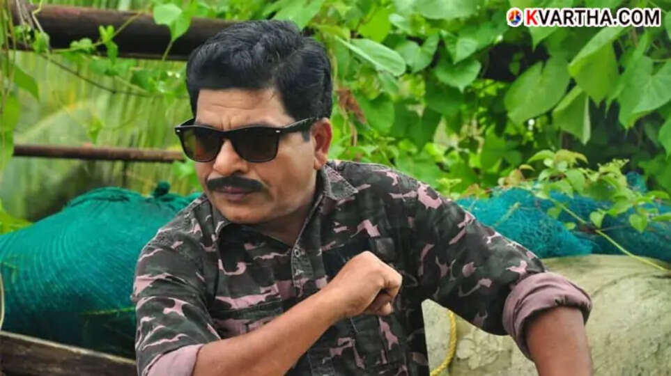  Malayalam actor Jaffer Idukki smiling during an interview