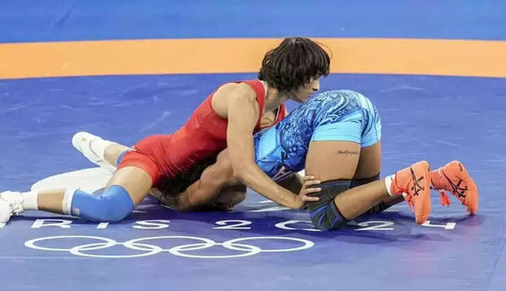 How did Vinesh Phogat end up overweight? India's medical officer explains 100 gm reason behind Olympic disqualification, Vinesh Phogat, Olympics, wrestling.